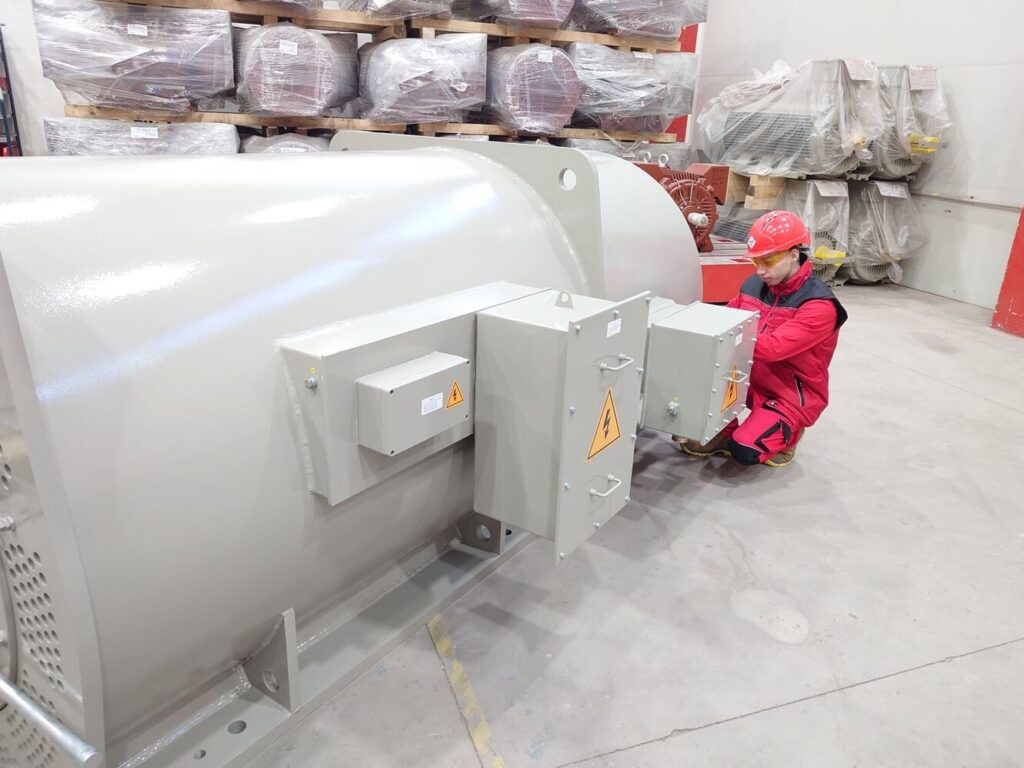 Spezialrohrkühlung IC511 Schleifringmotor H27R-TB-SR-630-6 1400kW für Zementmühle